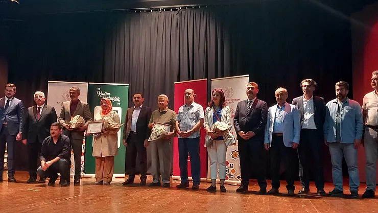 Eskişehir'de Bulunan Tarihî El Yazması Eser Kitap Haline Getirildi