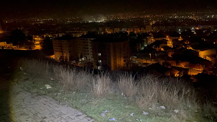 Eskişehir'de Kaldırımdan Boşluğa Düşen Kadın Yaralandı