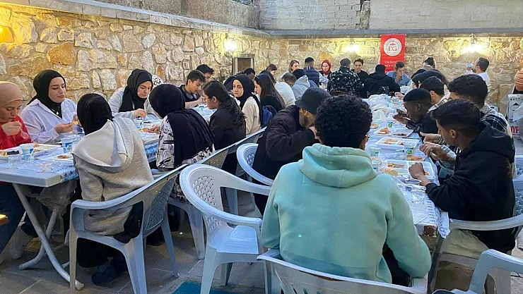 Eskişehir İl Müftülüğü Gençlerle İftarda Buluştu
