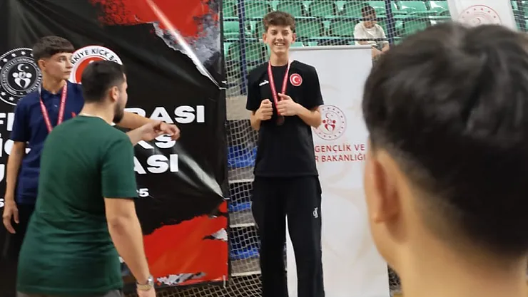 Eskişehirli Sporcudan Zafer Kupası'nda Önemli Başarı