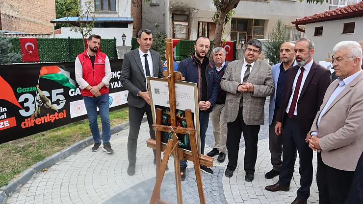 Gazze'de Yaşanan Dramı Afişlerle Anlattılar