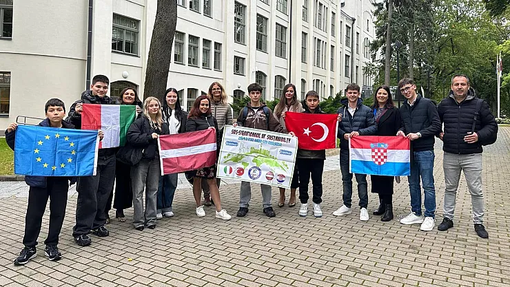 Gediz Altınkent Ortaokulu, Erasmus+ Projesiyle Letonya'da