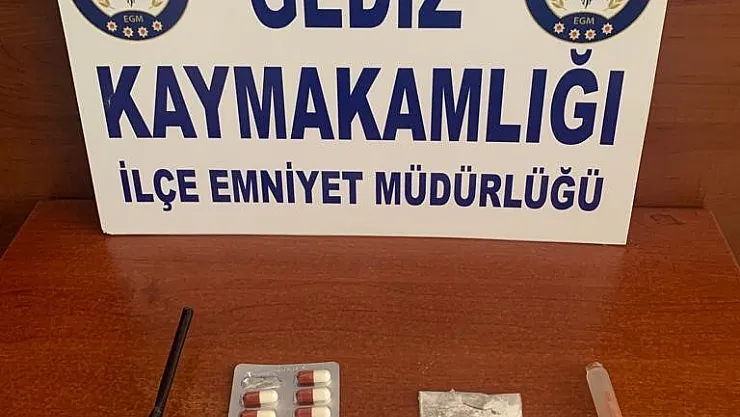 Gediz'e uyuşturucu getiren 2 şüpheli yakalandı