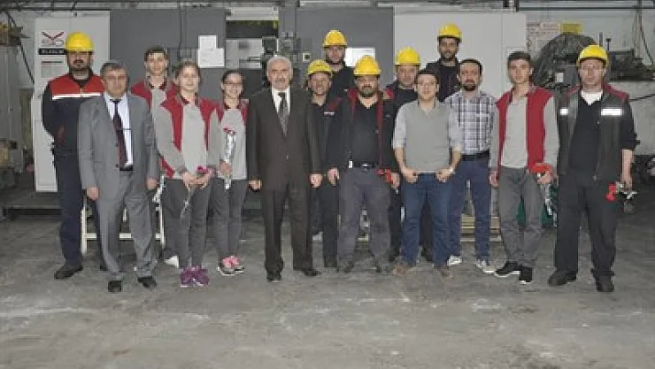 Geleceğin emekçileri, 1 Mayıs'ı kutladı
