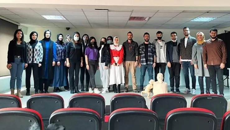 Gençlere ilk yardım eğitimi verildi