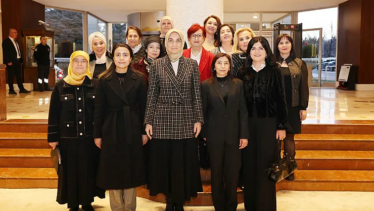 'Gençlerimizin Yanında Olmaya Devam Edeceğiz'