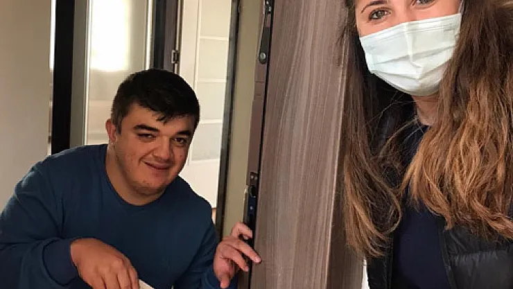 Gençlik merkezi tebessüm olmaya devam ediyor