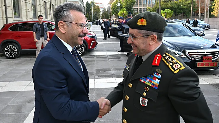 Genelkurmay Başkanı Vali Aksoy'u Ziyaret Etti