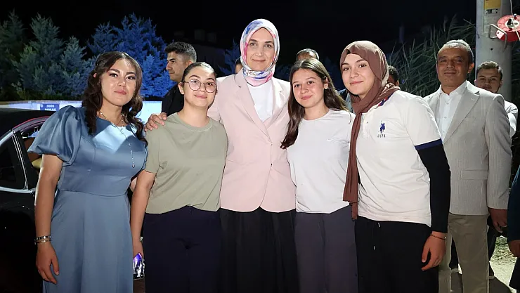 Gittiği Her Yerde Yoğun İlgi Görüyor