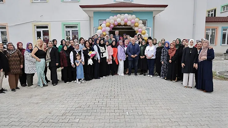 Giyim Üretim Teknolojisi Ve İğne Oyası Kursları'nın Yıl Sonu Sergisi