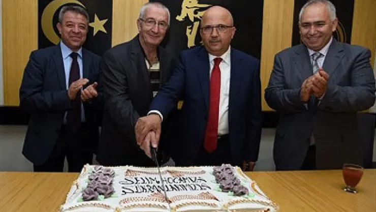 Hakemlerden Çoban'a teşekkür ziyareti – Kocatepe Gazetesi