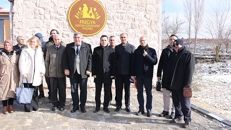 Halk Eğitim Müdürleri İhsaniye'de Toplandı