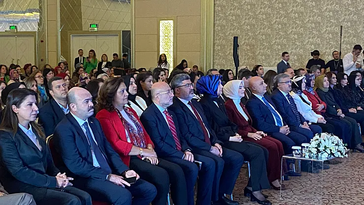 Halkbank Genel Müdürü Arslan, Afyon'da Girişimci Kadınlara Sunulacak Fırsatları Açıkladı