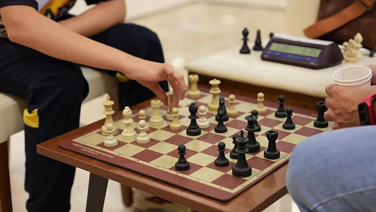 Hamleler Konuştu, Şiltler Sahiplerini Buldu