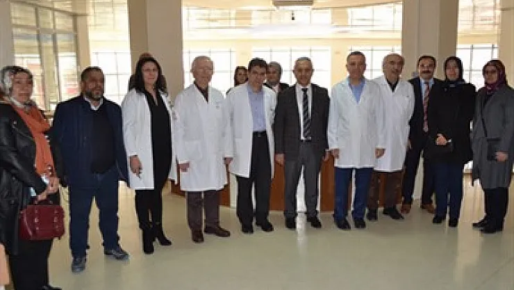 'Hastanelerden uzak mahallelere semt poliklinikleri açacağız'