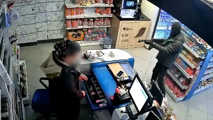 Hem Sahteci, Hem Soyguncu 8 Saatte Yakalandı