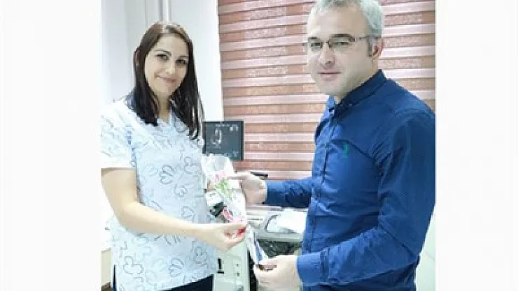 'Hemşireler sağlık çalışanlarının en büyük destekçileri'