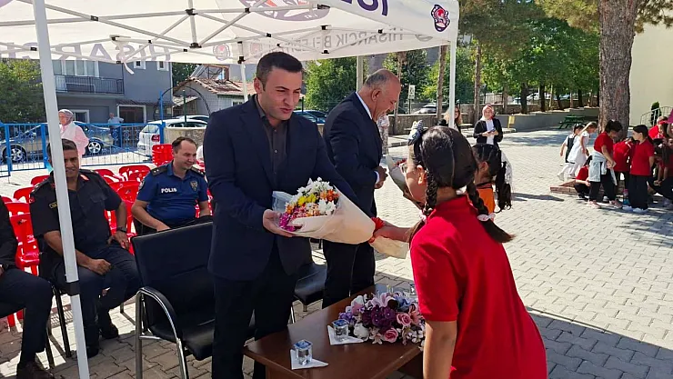 Hisarcık'ta İlköğretim Haftası Kutlandı