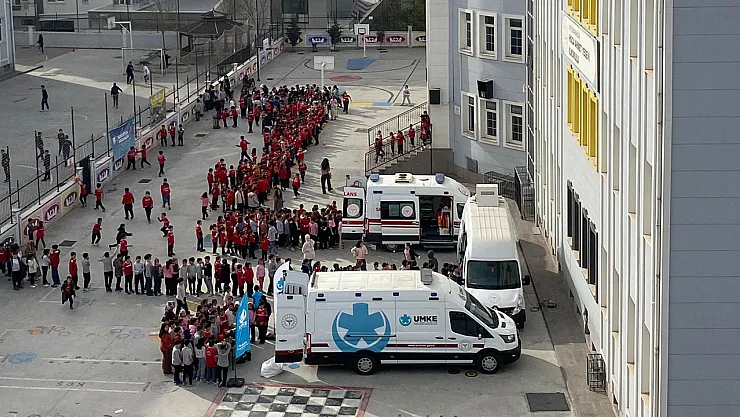Hoca Ahmet Yesevi İlkokulu'nda Sağlıklı Gelecek Eğitimi