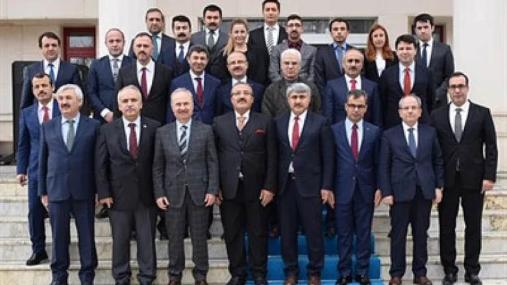 HSK üyeleri meslektaşlarıyla bir araya geldi