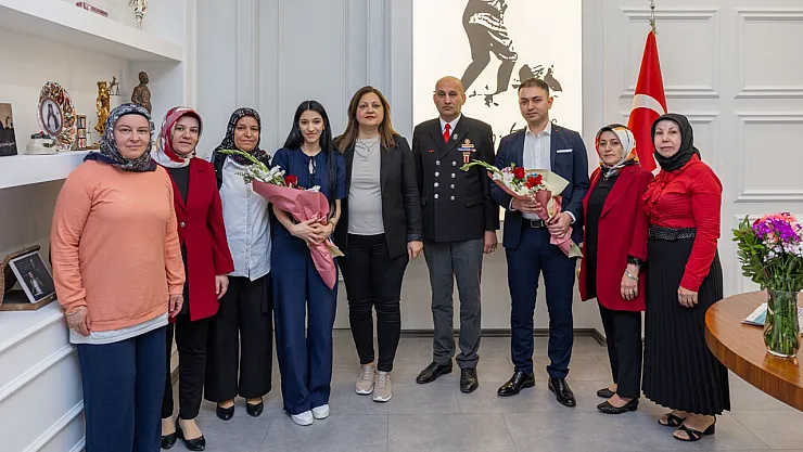 İki Şehit Çocuğu Belediye'de İşe Alındı