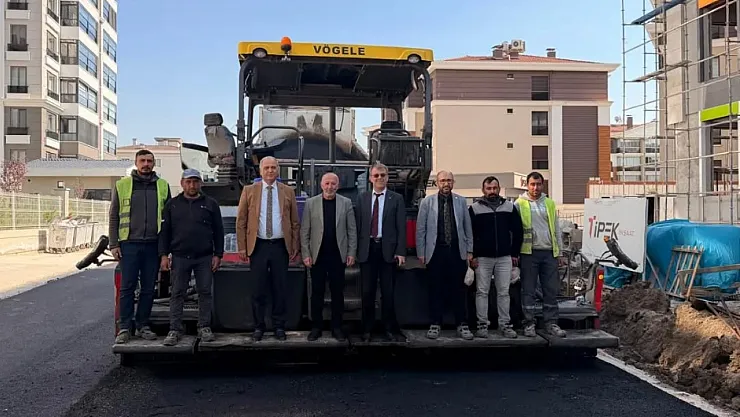 İl Özel İdaresi ve Belediye İşbirliğiyle Yollar Yenileniyor