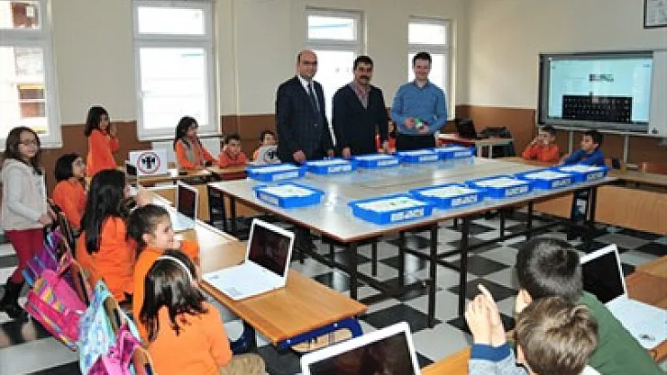 İlk robotik kodlama atölyesi açıldı