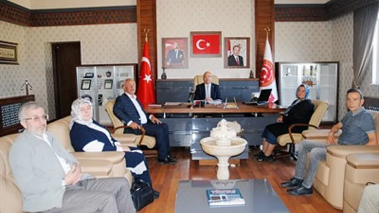 İş hanımı eşi adına okul yaptırıyor