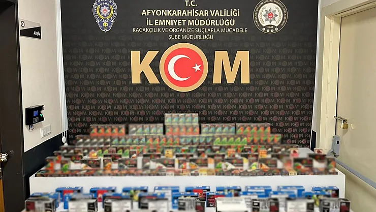 İş Yeri Ve Depoda Kaçak Tütün Ele Geçirildi