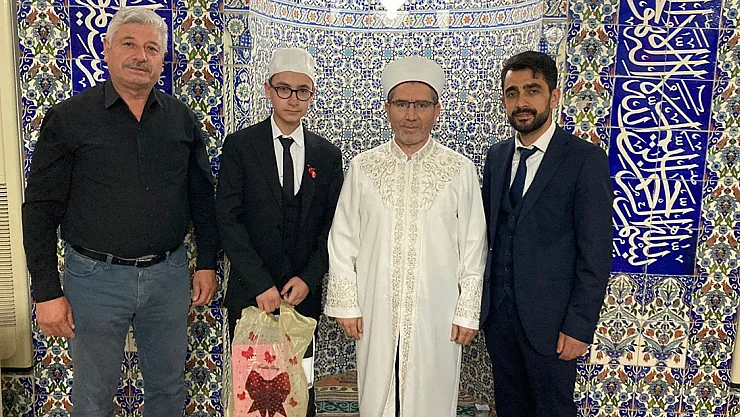 Işıklar'lı Hafız 1 Yılda Hafızlığını Tamamladı