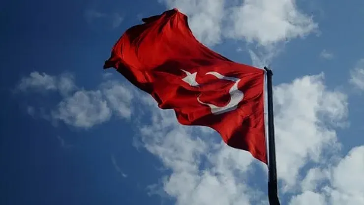 İstiklâl Marşı'nın Temposunu Değiştiren Karar