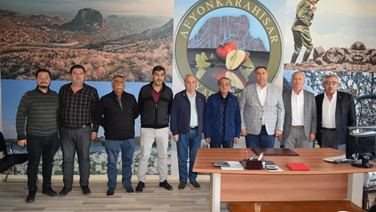 İYİ Parti'den Yarım Elma Derneği'ne ziyaret