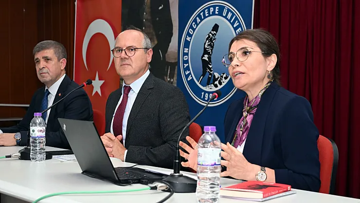 İzmir'in İşgalinden Sonra Afyon Ve İlçelerinde Mitingler Yapıldı