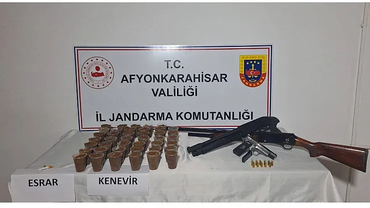 Jandarma Bolvadin'de Uyuşturucu Madde Ve Silah Yakaladı