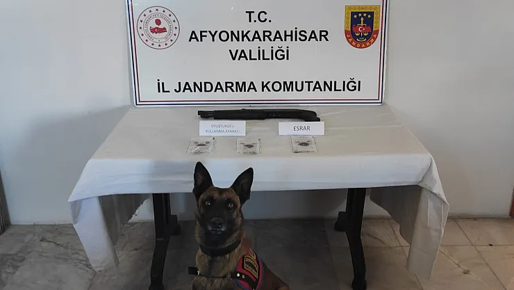 Jandarma Ev Baskını Yaptı Uyuşturucu Madde Ele Geçirdi