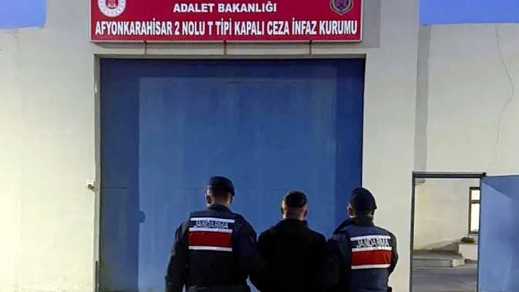 Jandarma Kapıyı Çaldı, İmalathane Ortaya Çıktı!