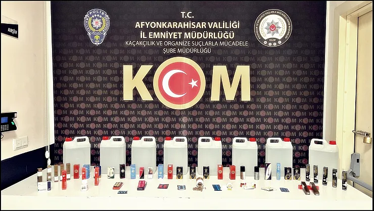 Kaçak İçki Ve Cinsel Ürünlere Polis El Koydu