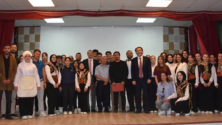 'Kadın Hayatın Kendisidir Hakikatin İfadesidir'