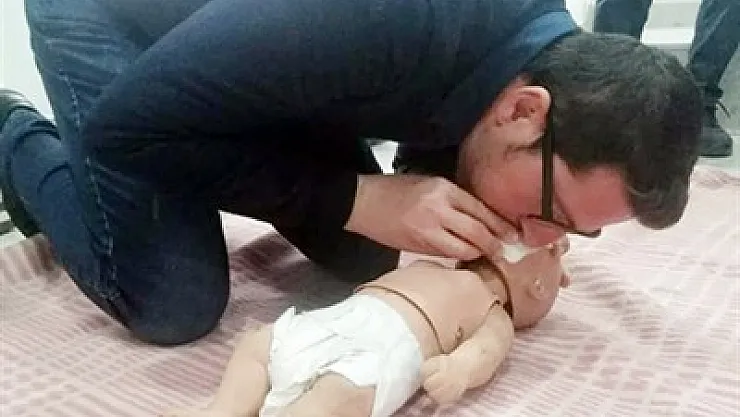 Kamuya ilkyardım eğitimi verildi – Kocatepe Gazetesi
