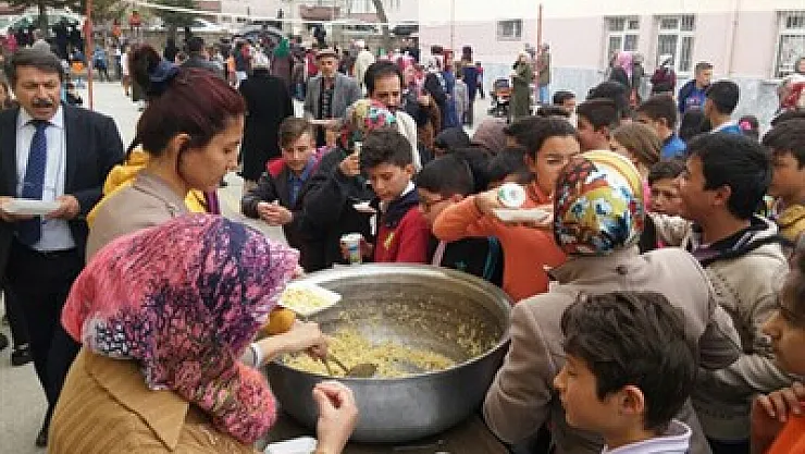 Kanlıca'da Kutlu Doğum coşkusu – Kocatepe Gazetesi