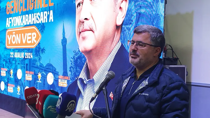 'Karahisar Kalesi'nin Burçlarına AK Parti Bayrağı Dikelim'