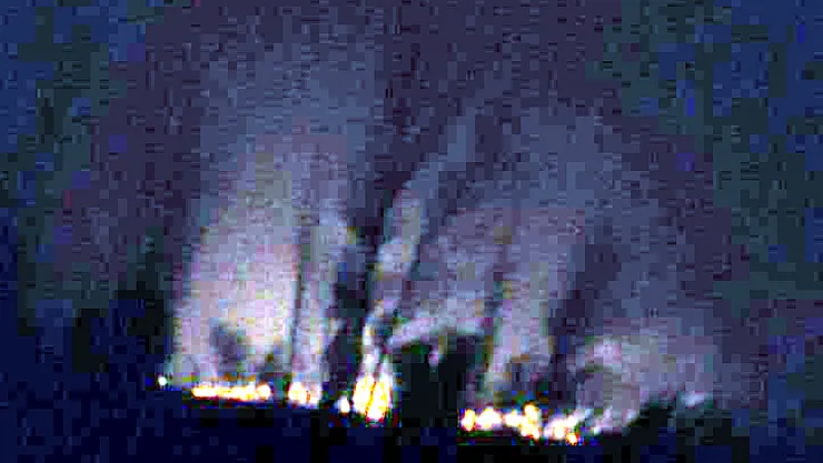 Karamık Gölü Yine Alev Aldı! İtfaiye Bataklığa Giremiyor