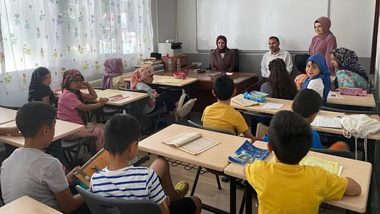 Kaymakam Gizem Bayguş'tan Kur'an Kursu Öğrencilerine Ziyaret