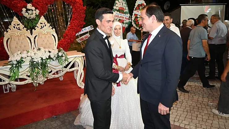 Kaymakam Türker, Çalışma Arkadaşının Düğün Törenine Katıldı