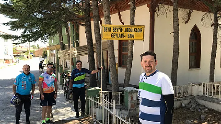 Kıdemli bisikletçilerden 110 kilometrelik tur