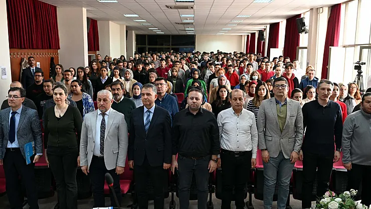 'Kimin İnsan Kimin Makine Olduğu Tartışılacak'
