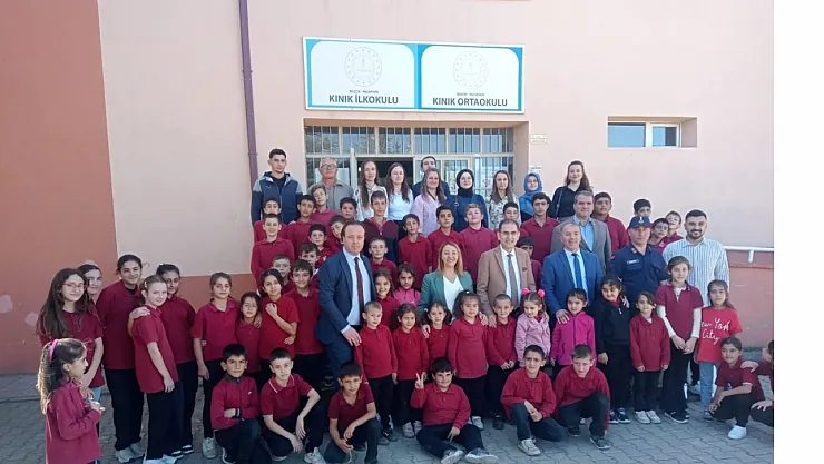 Kınık Köyü'nde Kitap Okuma Ve Sohbet Etkinliği Düzenlendi