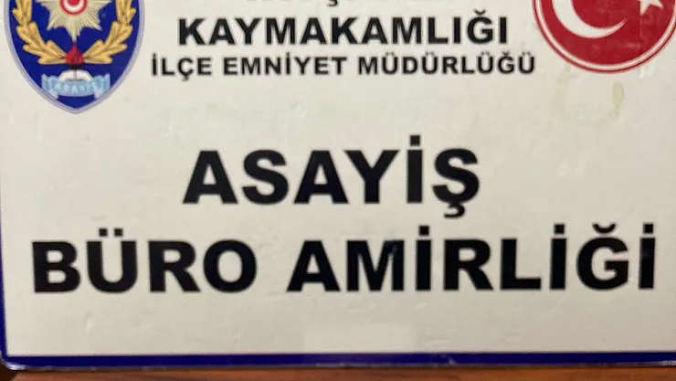 Kitap Arasına Uyuşturucu Koyarak Satan Şüpheli Tutuklandı