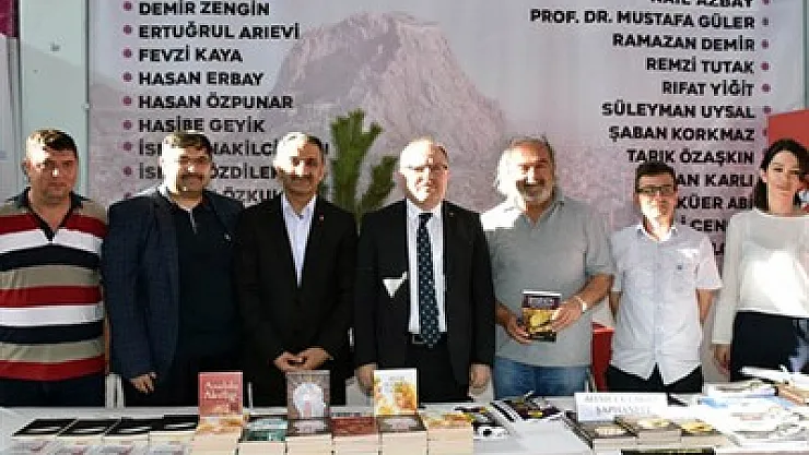 “Kitap Fuarı'na sahip çıkalım” – Kocatepe Gazetesi