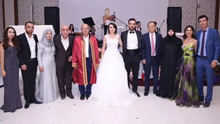 Kocabıçakoğlu ve Çobanbay ailelerinin mutlu günü